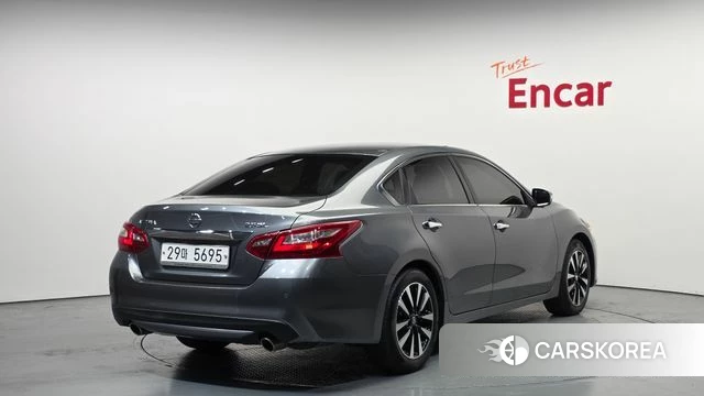 Nissan Altima id 3943017 из Кореи 12