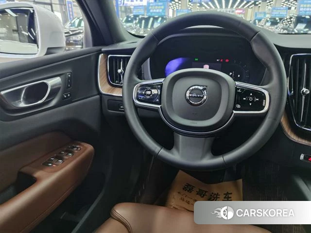 Volvo XC60 id 3908029 из Китая 9