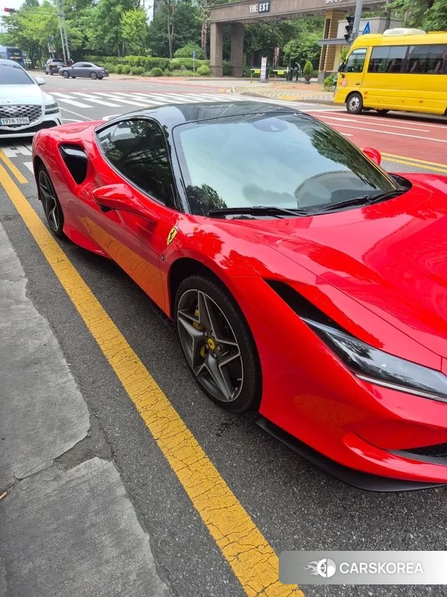 Ferrari F8 Tributo id 3600490 из Кореи 10