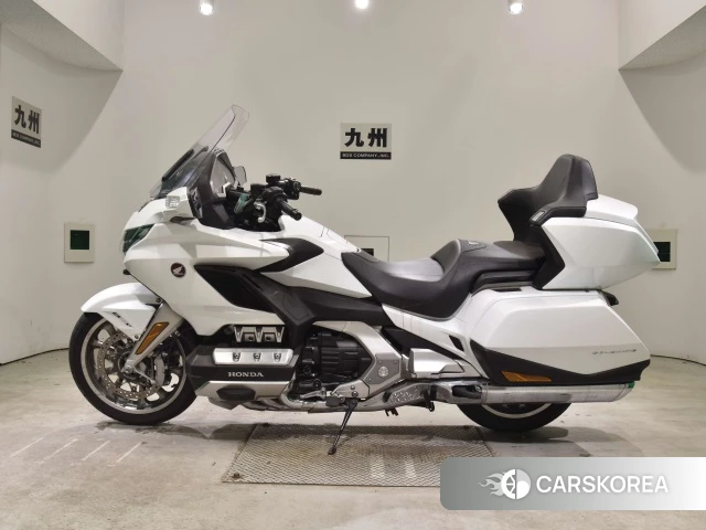 Проданный Honda GL1800 TOUR 2019 из Японии, фото 4