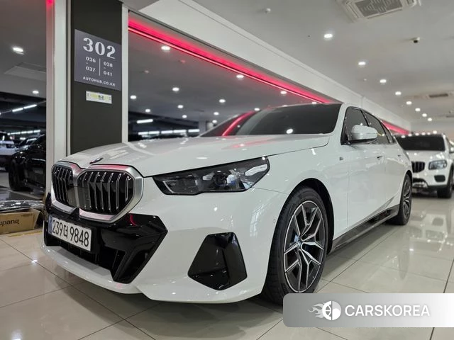 BMW 5 Series (G60) id 4427198 из Кореи 7