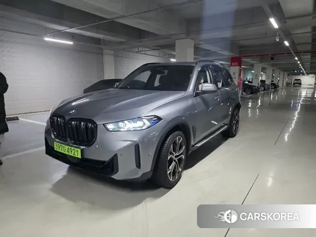 BMW X5 (G05) 2024 Серебряный из Кореи, фото 2