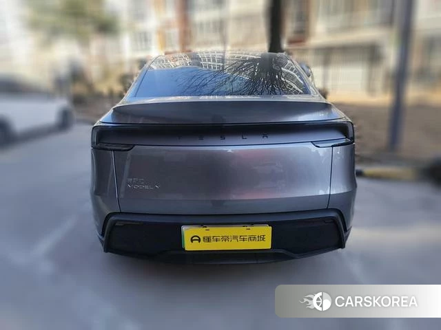 Tesla Model Y 2026 Темно-серый из Китая, фото 2