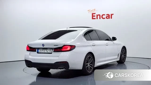 BMW 5 Series (G30) id 3343400 из Кореи 12