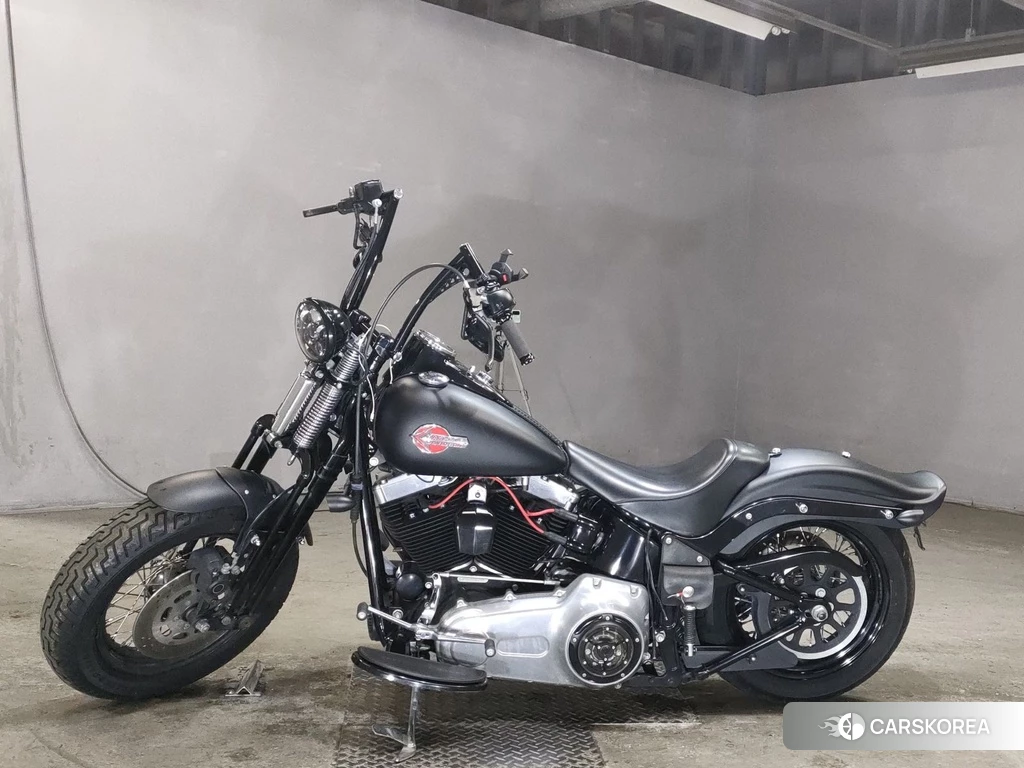 Проданный Harley-Davidson Softail Cross Bones FLSTSB1580 2011 из Японии, фото 2