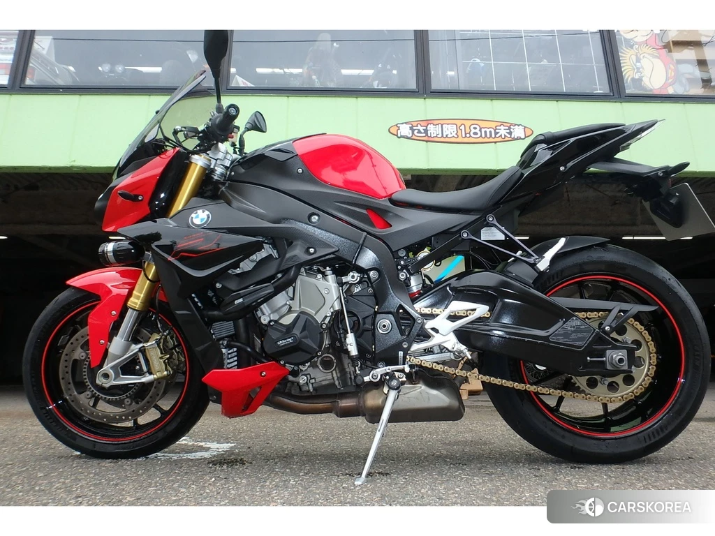 Проданный BMW S1000R 2018 из Японии