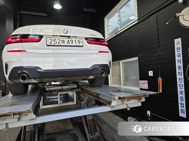 BMW 3 Series (G20) 2020 Белый из Кореи, фото 2