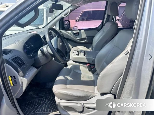 Hyundai The New Grand Starex 2019 Серебристо-серый из Кореи, фото 2