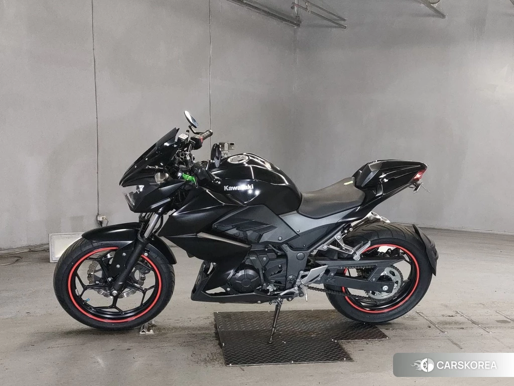 Проданный Kawasaki Z250 2013 из Японии