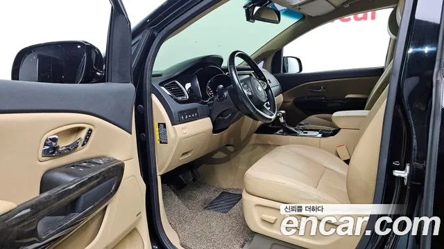 Kia The New Carnival id 2681898 из Кореи 12