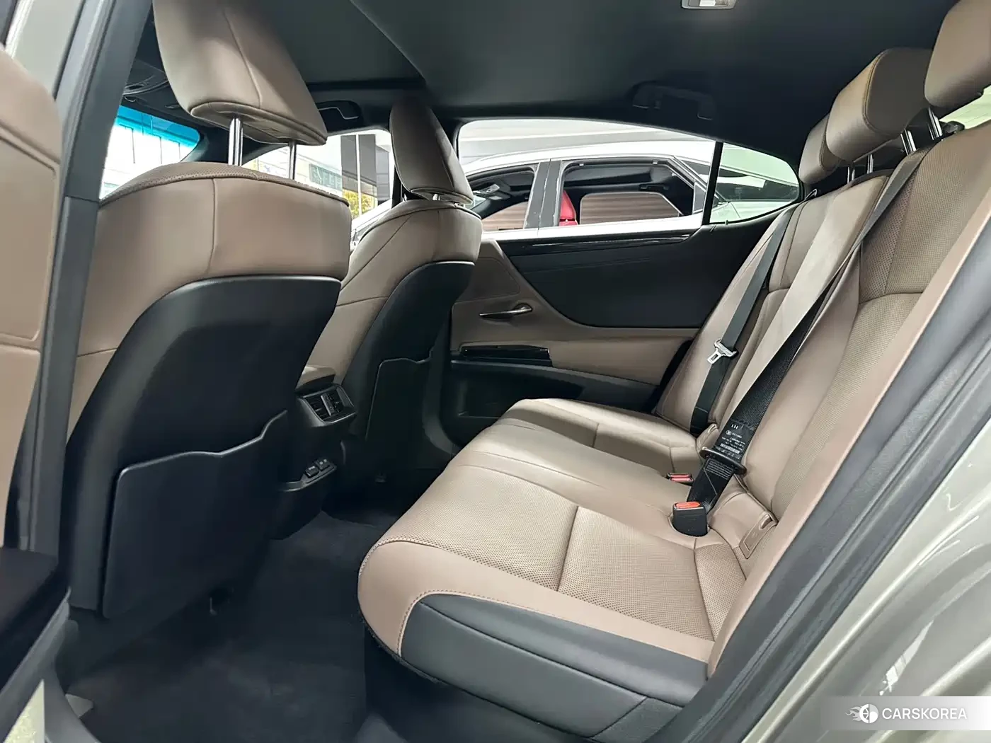 Lexus ES id 4553821 из Китая 8