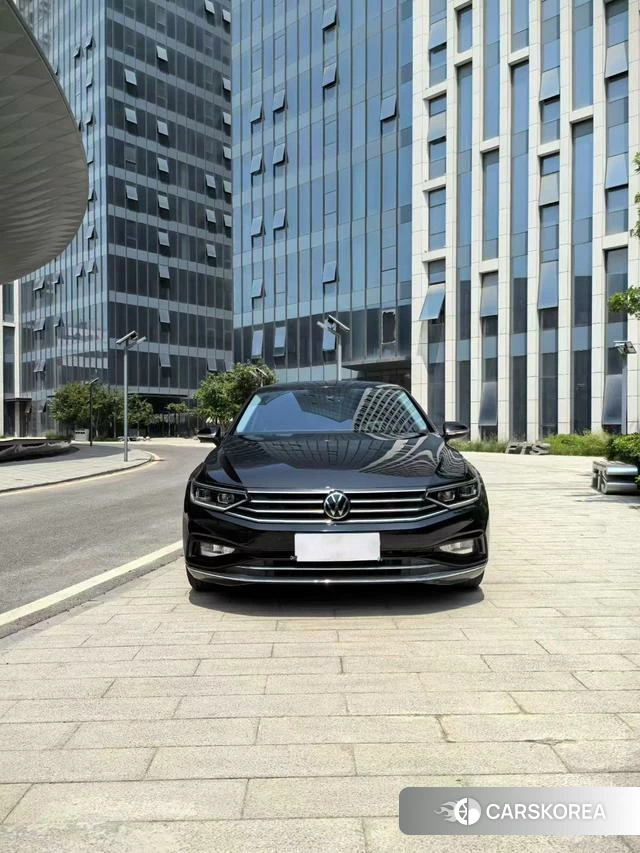 Volkswagen Magotan 2021 Черный из Китая, фото 2