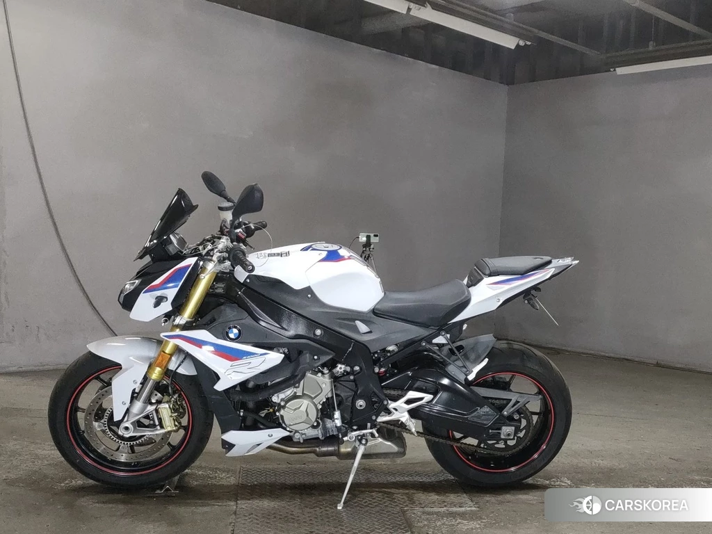 Проданный BMW S1000R 2017 из Японии, фото 2