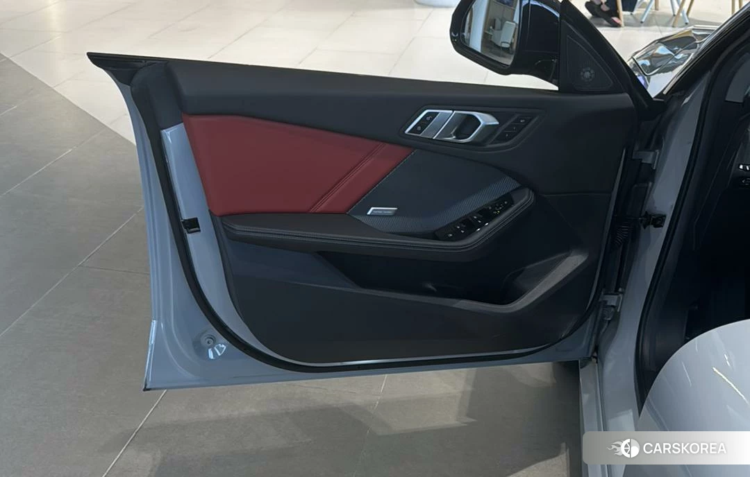 BMW 2 series 2025 Темно-серый из Китая, фото 6