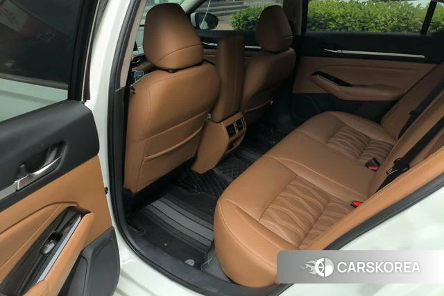 Nissan Teana id 4272392 из Китая 9