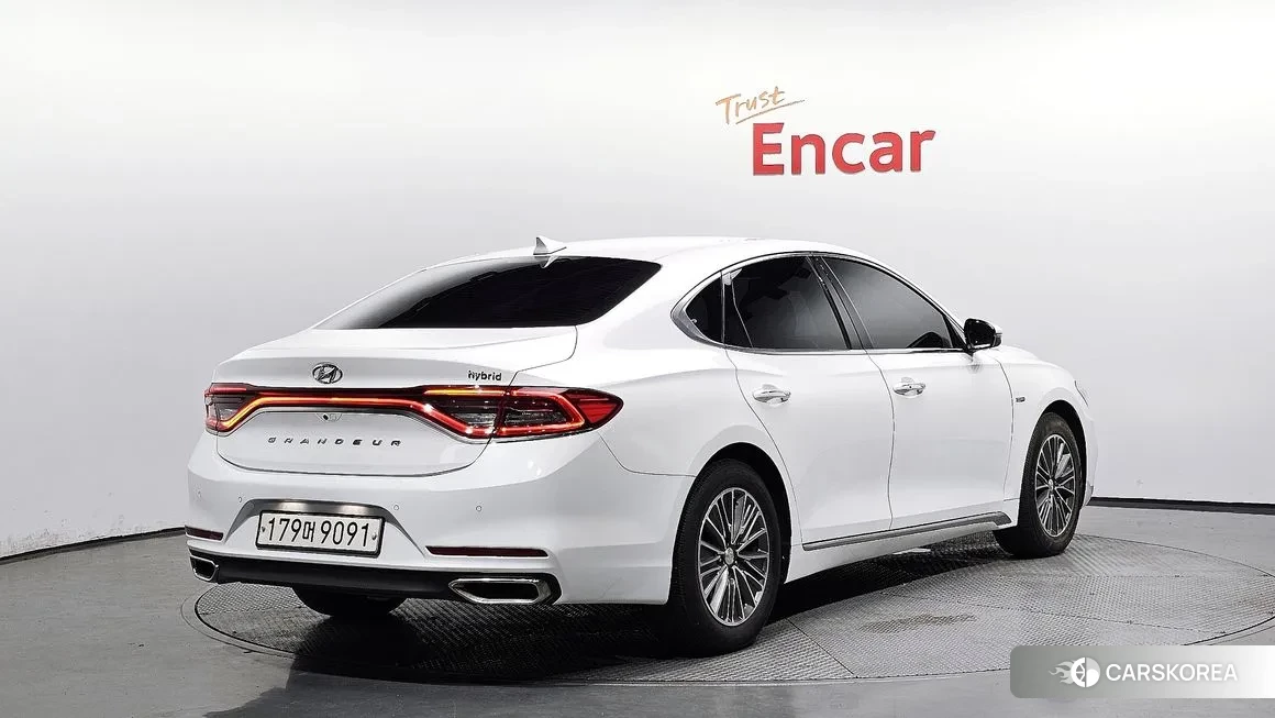 Hyundai Grandeur IG Hybrid id 1722344 из Кореи 12