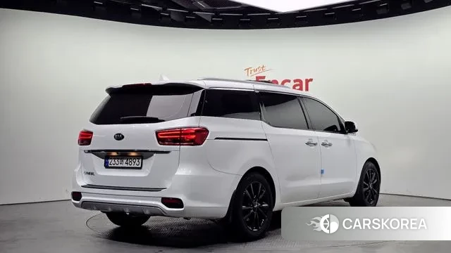 Kia The New Carnival id 3602025 из Кореи 12