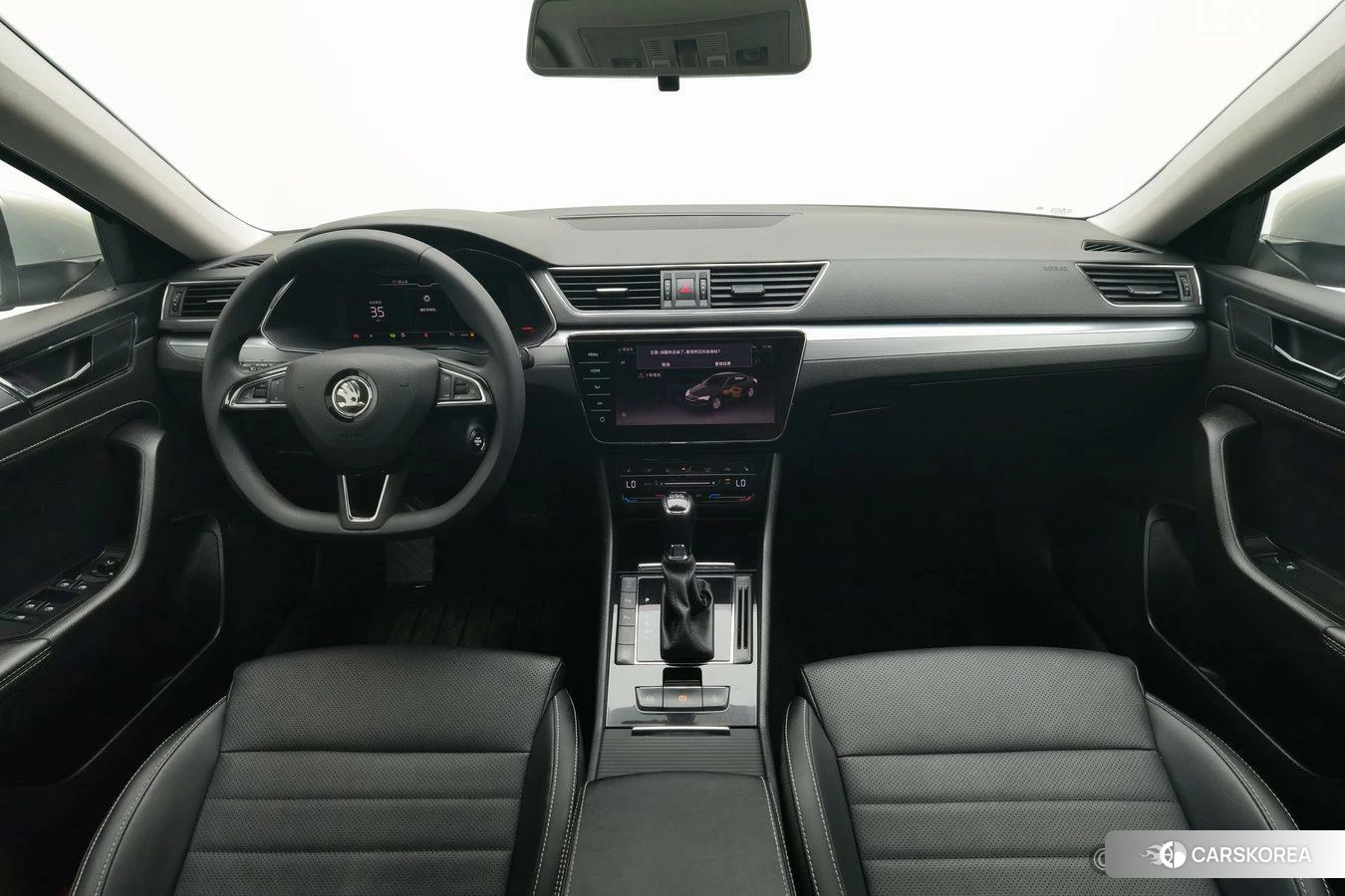 Skoda Superb id 4437913 из Китая 12