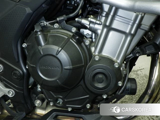 Engine photo