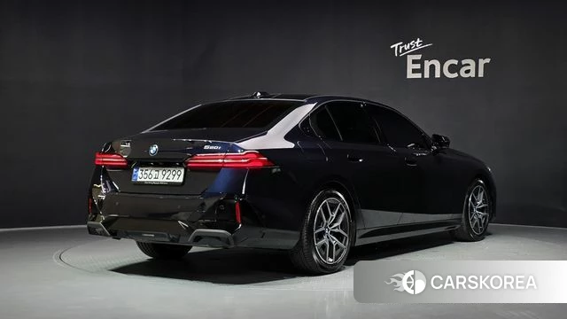 BMW 5 Series (G60) id 4739095 из Кореи 12