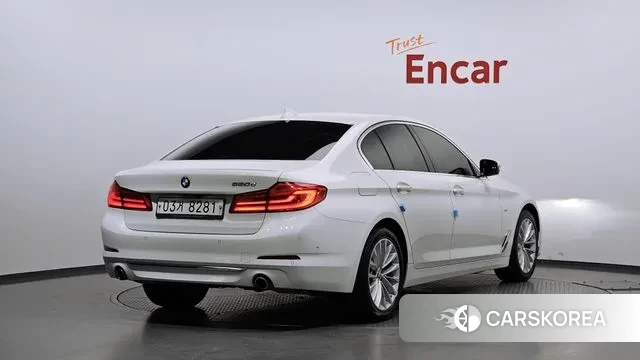 BMW 5 Series (G30) id 3500127 из Кореи 12