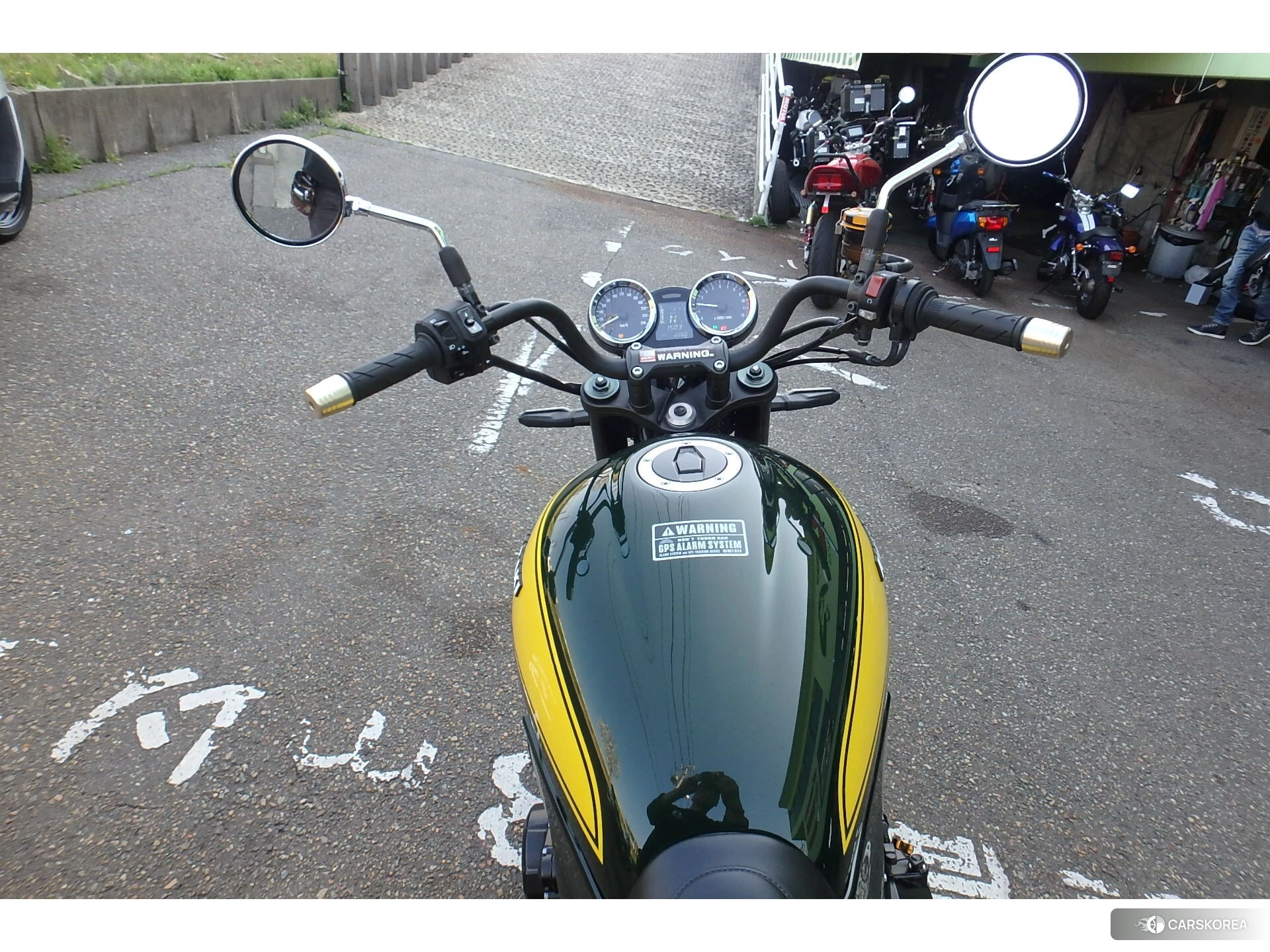 Kawasaki Z900RS 2024 из Японии