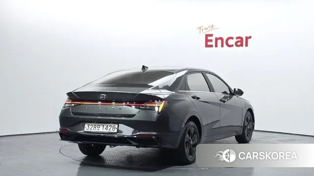 Hyundai Avante (CN7) id 3390890 из Кореи 12