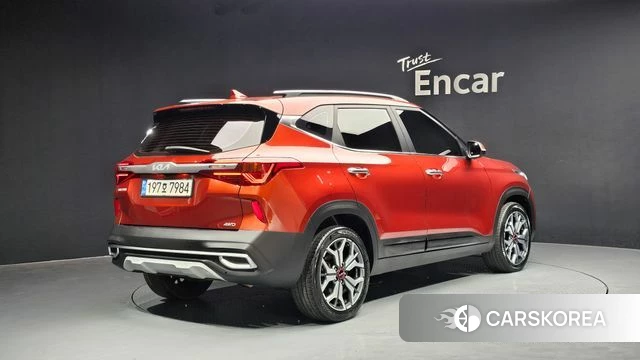 Kia Seltos id 4195536 из Кореи 12