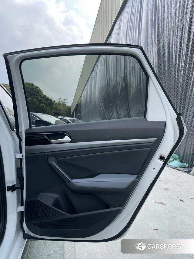 Volkswagen Lavida id 4264154 из Китая 11