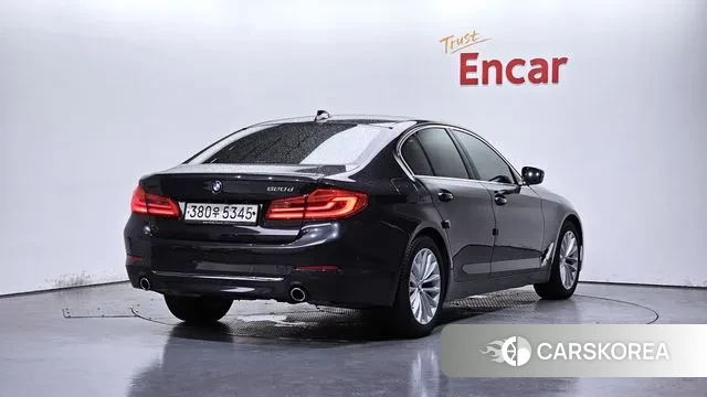 BMW 5 Series (G30) id 3248750 из Кореи 12