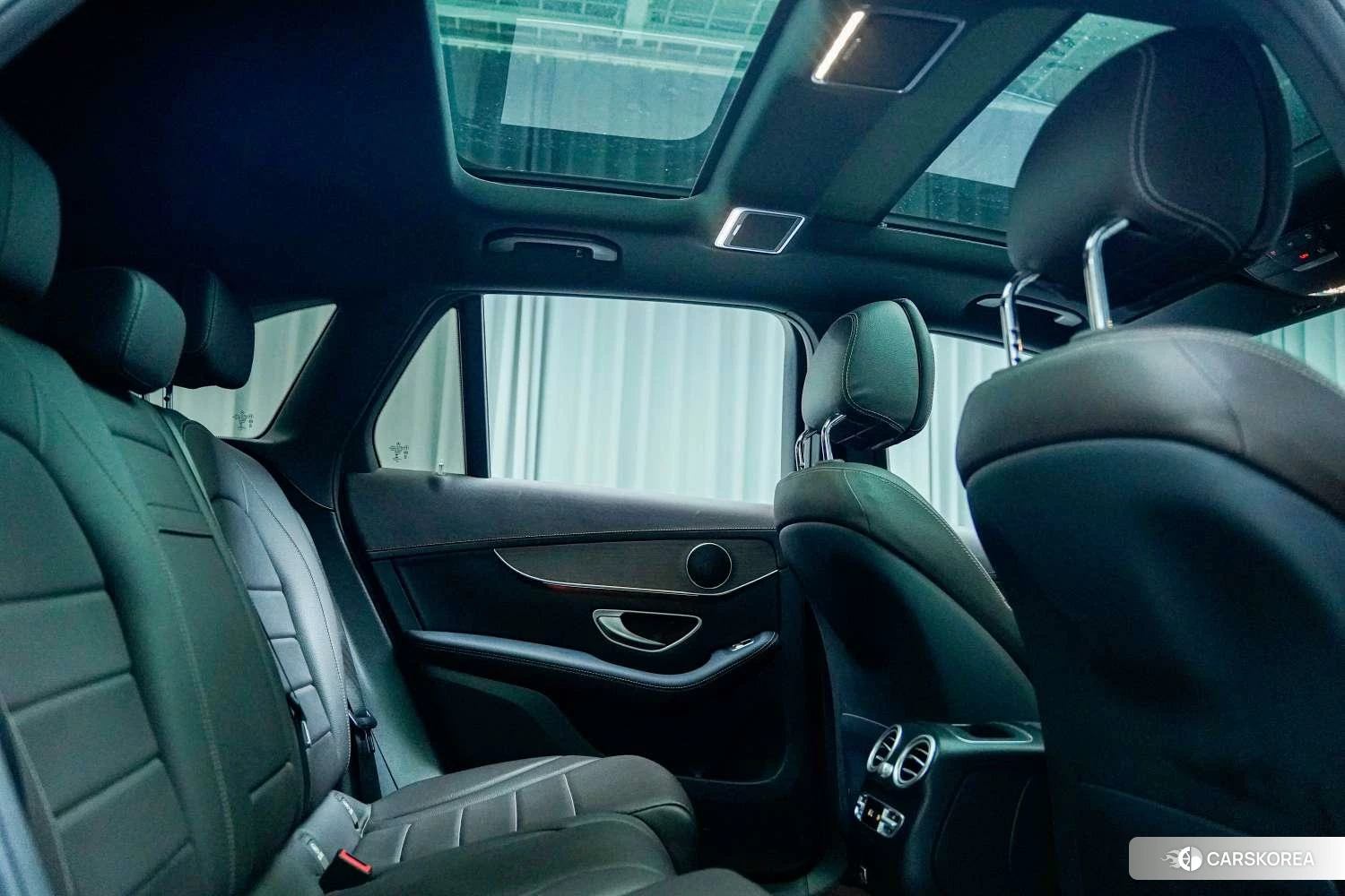 Mercedes-Benz GLC 2022 Черный из Китая, фото 2