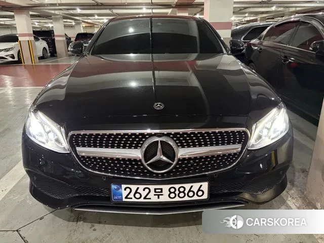 Mercedes-Benz E-Class W213 2018 Черный из Кореи, фото 2