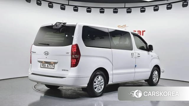 Hyundai The New Grand Starex id 3833487 из Кореи 12