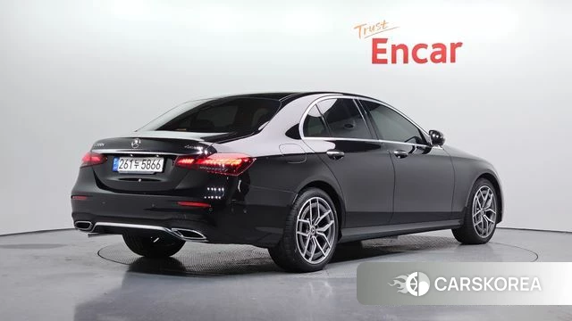 Mercedes-Benz E-Class W213 id 3915702 из Кореи 12