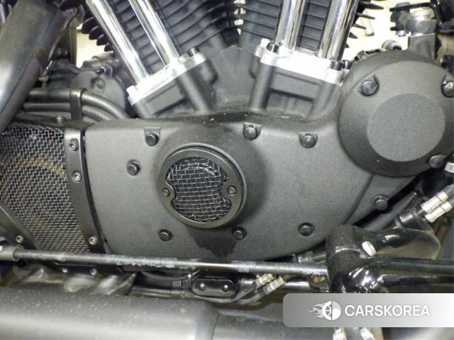 Engine photo