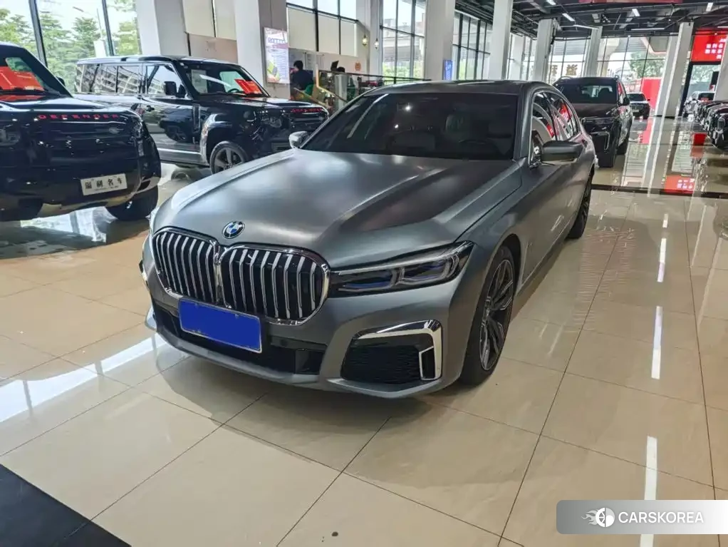 BMW 7 series 2022 Silver/gray из Китая, фото 3