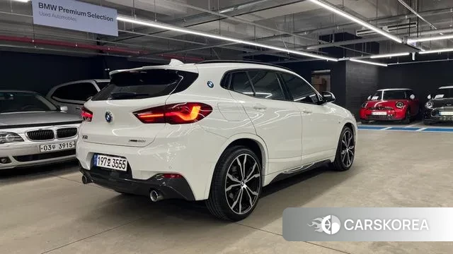 BMW X2 (F39) 2022 Белый из Кореи, фото 2