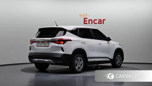 Kia Seltos id 4572981 из Кореи 12