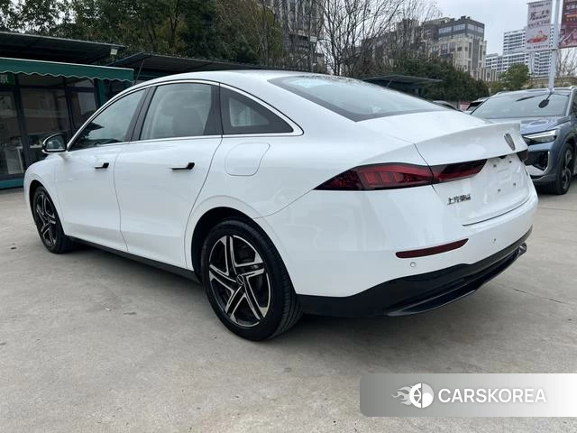 Roewe D7 EV 2023 Белый из Китая, фото 2