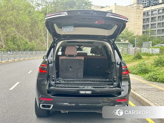 BMW X7 id 4277317 из Китая 10