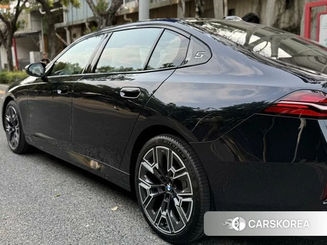 BMW 5 series id 4328484 из Китая 2