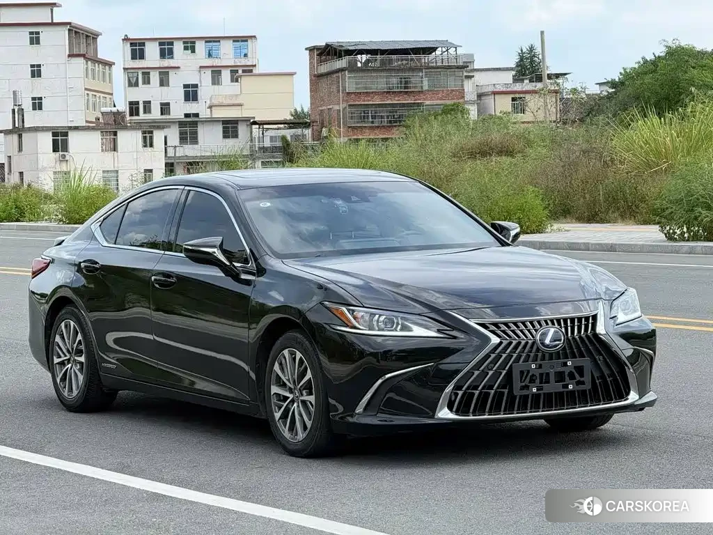 Lexus ES 2022 Черный из Китая, фото 2