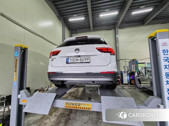 Volkswagen Tiguan second Generation 2020 Белый из Кореи, фото 2