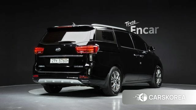Kia The New Carnival id 4543256 из Кореи 12