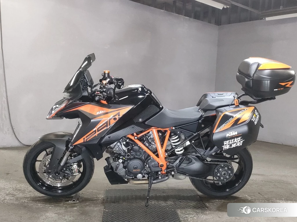 Проданный KTM 1290 SUPER DUKE GT 2019 из Японии