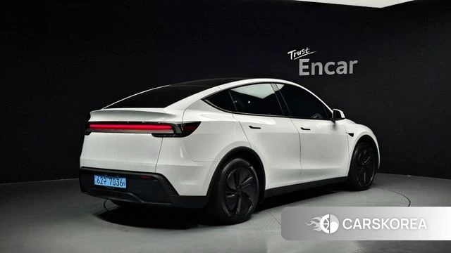 Tesla Model Y id 4329379 из Кореи 12