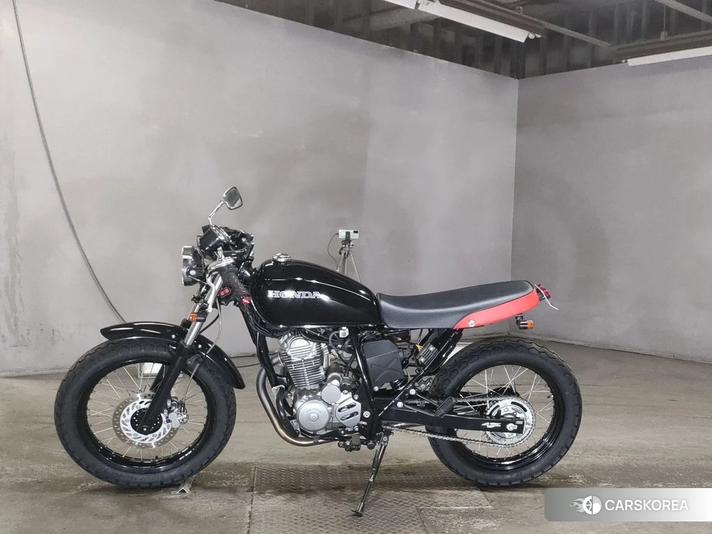 Проданный Honda CB223S 2012 из Японии, фото 2