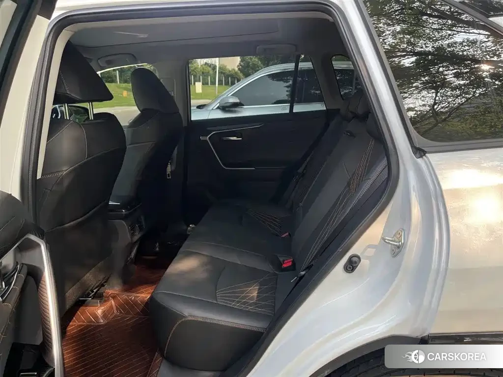 Toyota RAV4 id 4565203 из Китая 12