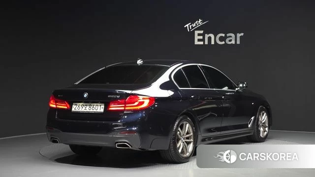 BMW 5 Series (G30) id 4465129 из Кореи 12
