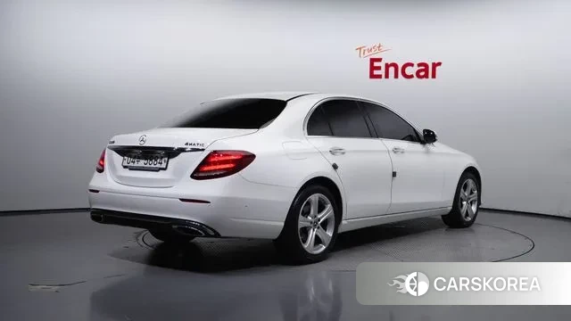 Mercedes-Benz E-Class W213 id 3024589 из Кореи 12